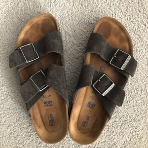 Birkenstock Arizona (Gray Suede) Size 38